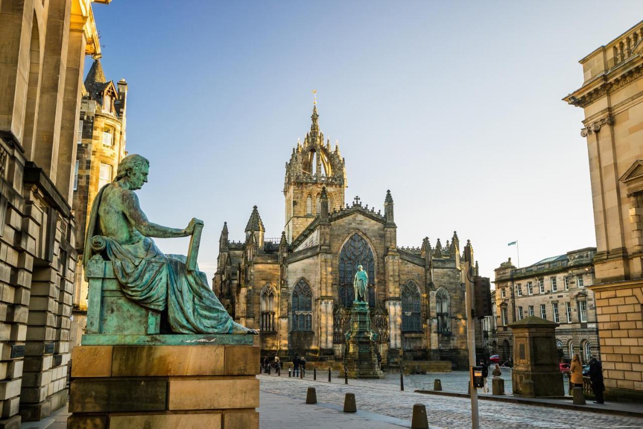 Bright & Tranquil Apartment Near City Centre With Free Parking! Edinburgh Luaran gambar