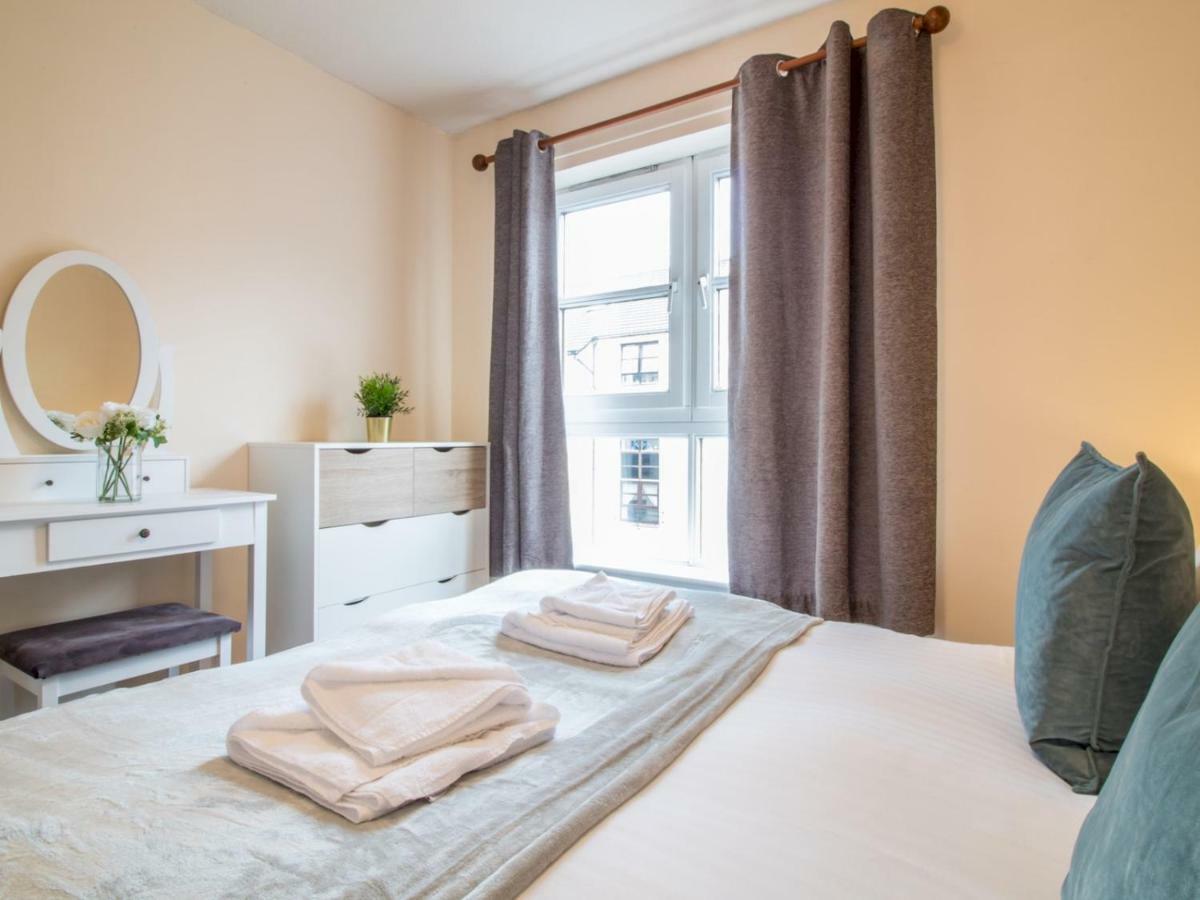 Bright & Tranquil Apartment Near City Centre With Free Parking! Edinburgh Luaran gambar