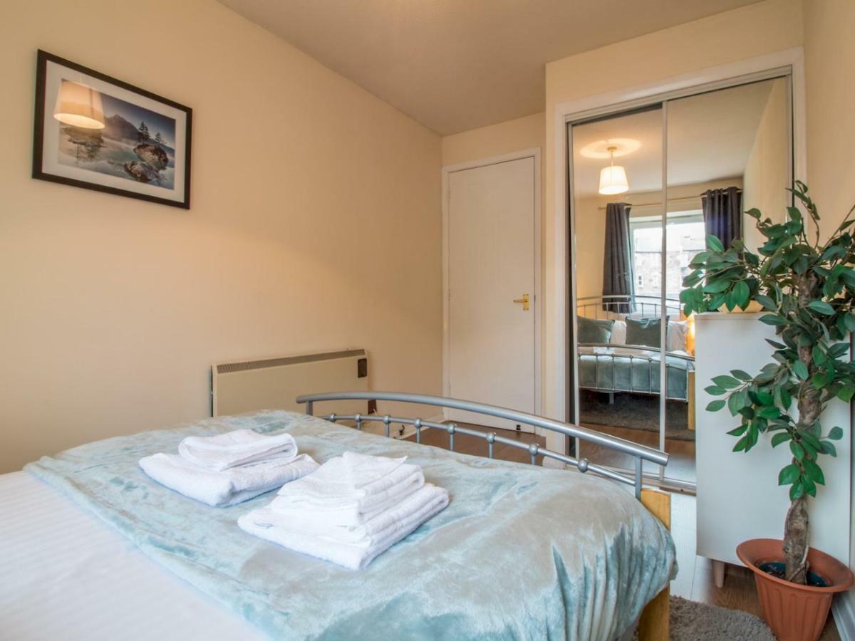 Bright & Tranquil Apartment Near City Centre With Free Parking! Edinburgh Luaran gambar